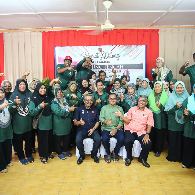 Boleh memuatkan lebih 120 Pengguna pada satu masa